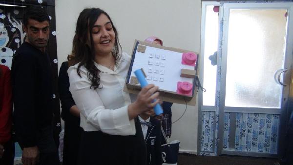 Yüksekova'da atıklardan ana sınıfı öğrencilerine oyuncak