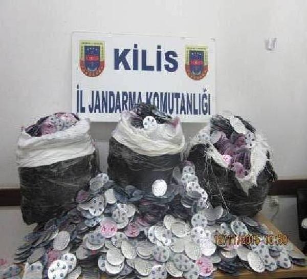 Kilis'te kaçakçılık operasyonu: 4 gözaltı