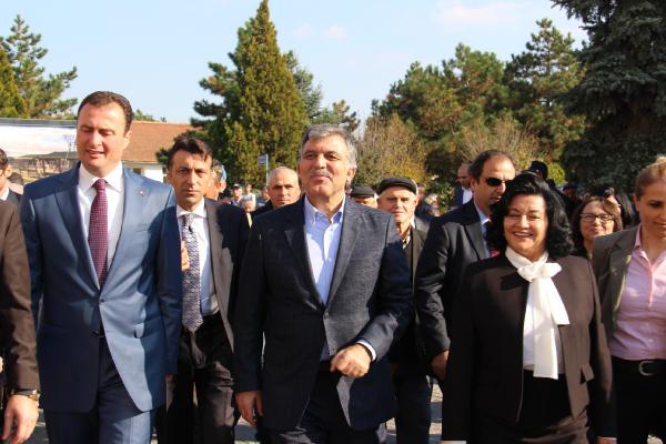 Abdullah Gül’e Evrensekiz'de yoğun ilgi