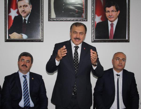 Bakan Eroğlu: Ormancı orman köylüsünün hasmı değil hısmı olacak (3)