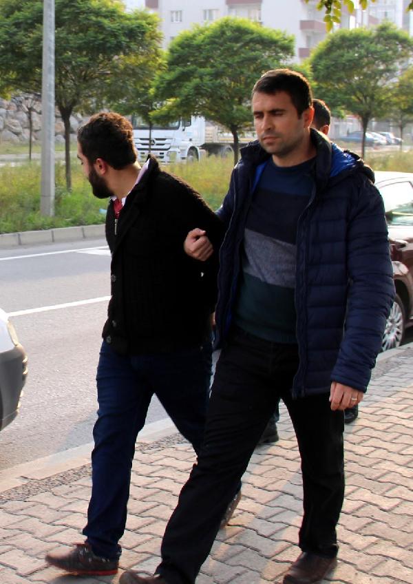 Uyuşturucu satarken suçüstü yakalandı