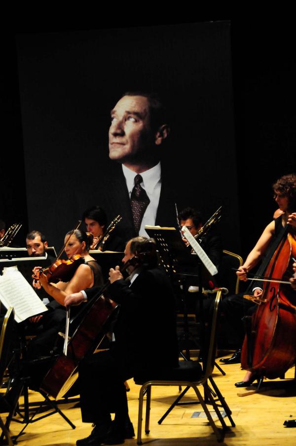Cumhurbaşkanlığı Senfoni Orkestrası'ndan klasik müzik ziyafeti