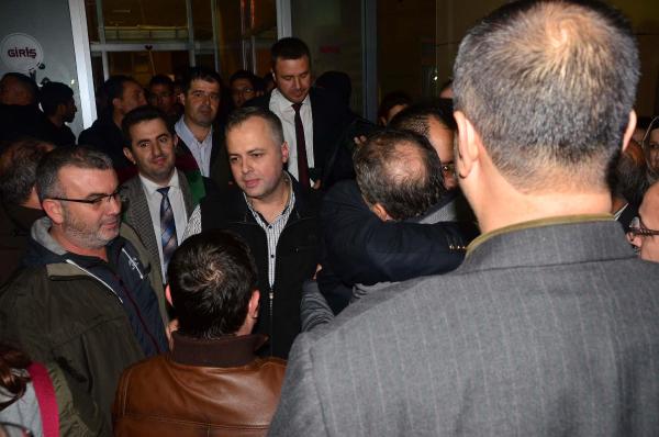 Manisa'da 'paralel devlet yapılanması' şüphelilerinden 3'ü tutuklandı