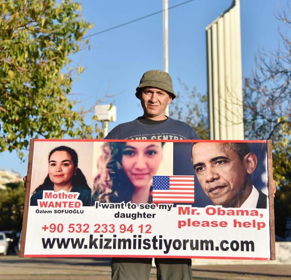 ABD'deki kızı için Obama'dan yardım istedi