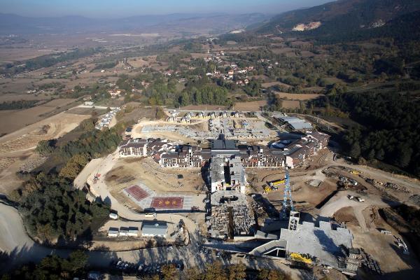 7 bin 200 yataklı termal kasabanın ilk etabı Aralık'ta açılıyor