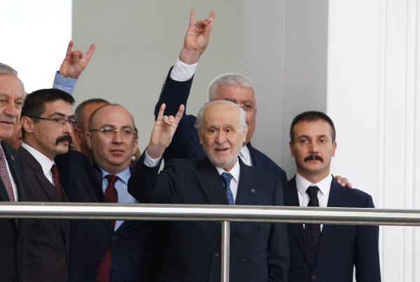 Bahçeli'den ilk fotoğraf geldi