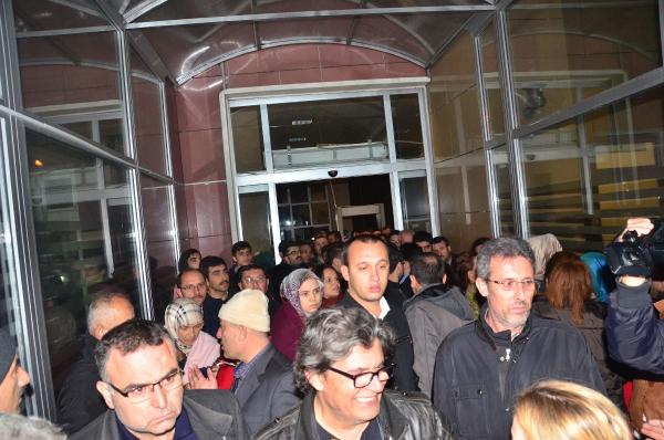 Manisa'da 'paralel devlet yapılanması' şüphelilerinden 3'ü tutuklandı (2)