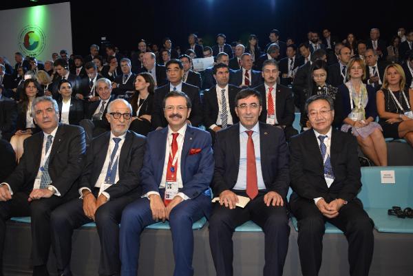 Hisarcıklıoğlu: Dünyada işsizlik ilk defa 200 milyonu aştı