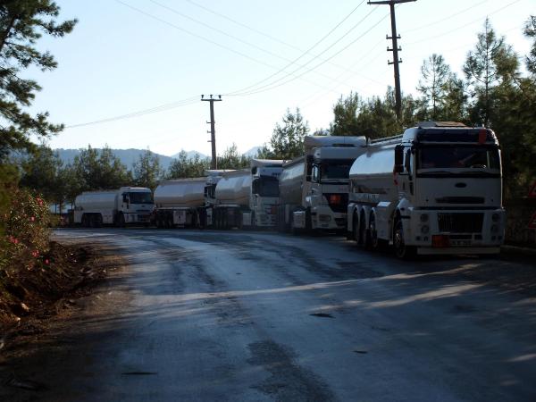 Hintli işadamının lüks yatı Marmaris'e demir attı