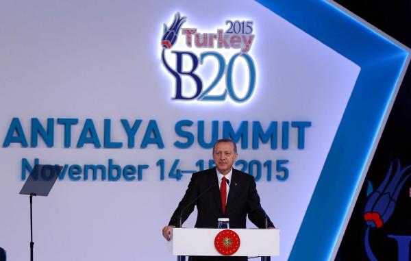 Cumhurbaşkanı Erdoğan'dan işverene: Biraz az kazanın, işçinizle paylaşın