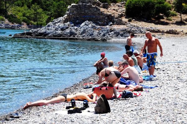 Bodrum'da kasım ortasında deniz ve güneş keyfi