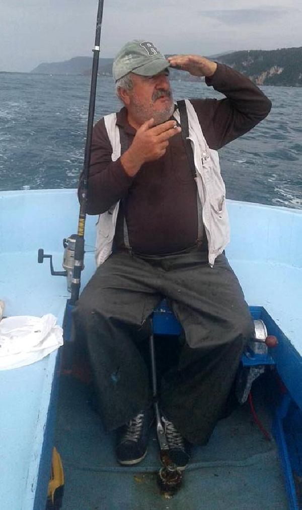Balıkçı teknesi alabora oldu: 1 kişi öldü, 2 kişi mahsur