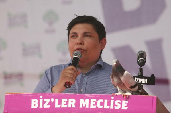 İzmir'de HDP'ye Syriza davası