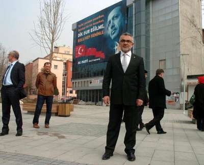 AK Partili başkanlara pankart cezası
