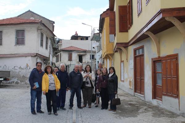 Yunanistan'dan Söke'ye gelip, atalarının izini aradılar