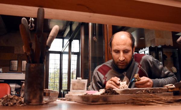 Urartu takıları Van'da yeniden hayat buldu