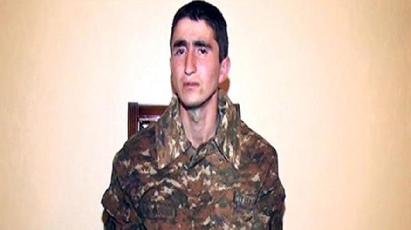 Azerbaycan Ermenistan askerini iade etti
