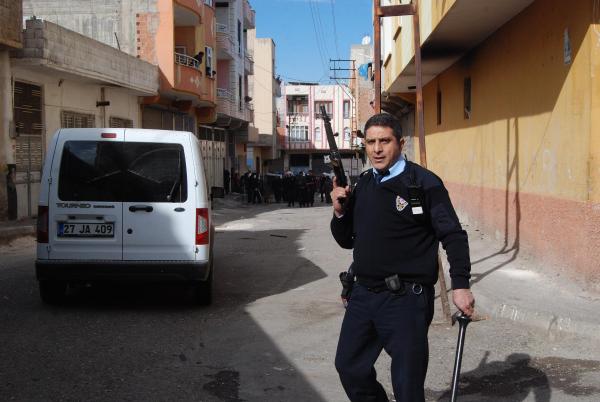 Nizip'te taşlı sopalı kavga: 17 gözaltı