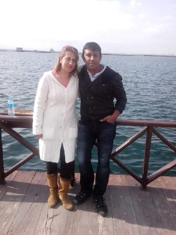 Reklam tabelası değiştirirken 6 katlı binanın çatısından düştü (2)