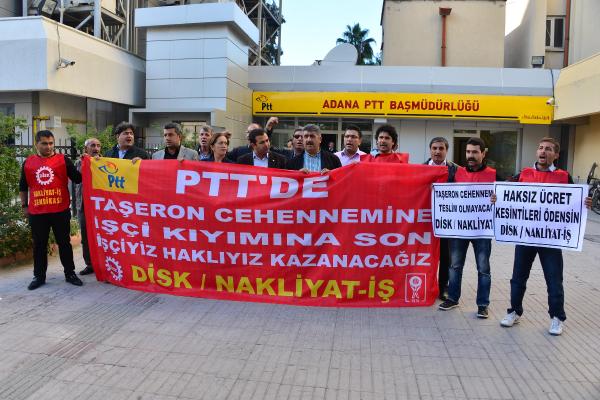 Adana'da işten atılan taşeron postacılardan eylem nöbeti
