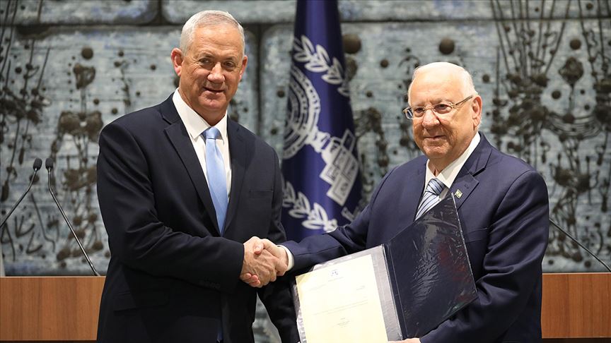 İsrail'de hükümeti kurma görevi Gantz'a verildi