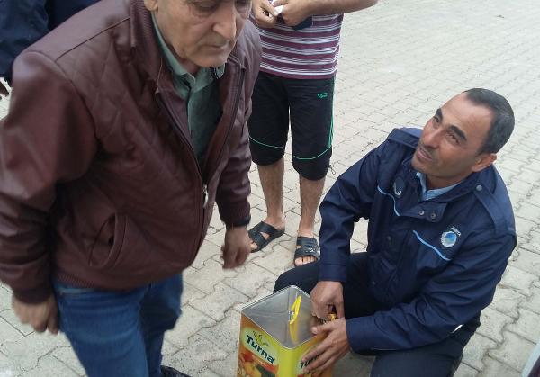 İslahiye'de sahte zeytinyağı operasyonu
