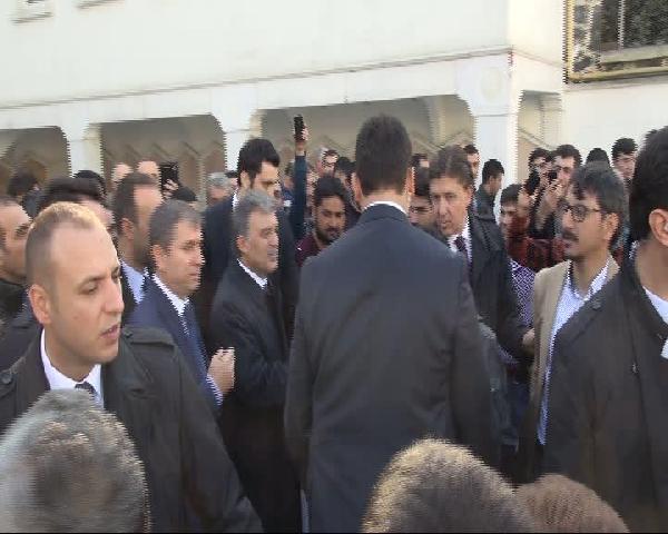 Abdullah Gül: Avrupa'da şimdi Müslümanların hayatı çok zorlaştı (1)