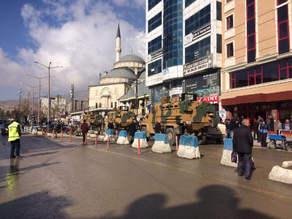 Yüksekova'da askeri hareketlilik