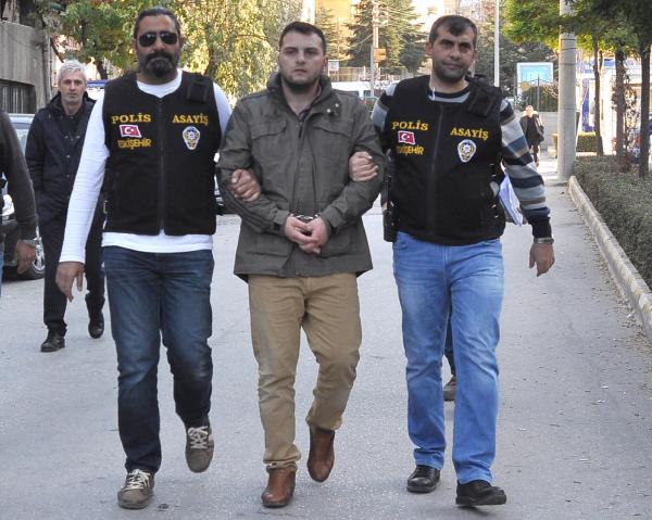 İş ortağını öldürdü,cesedi elbise dolabına koyup tarlaya attı (3)