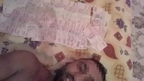Çaldıkları parayla selfi çektiren hırsızlık çetesi yakalandı
