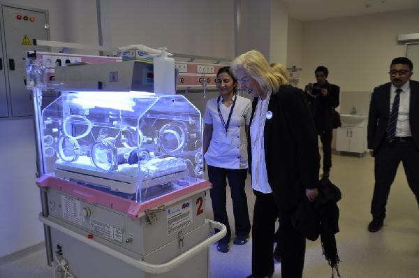 Kars’ta yeni doğan bakım ünitesi açıldı