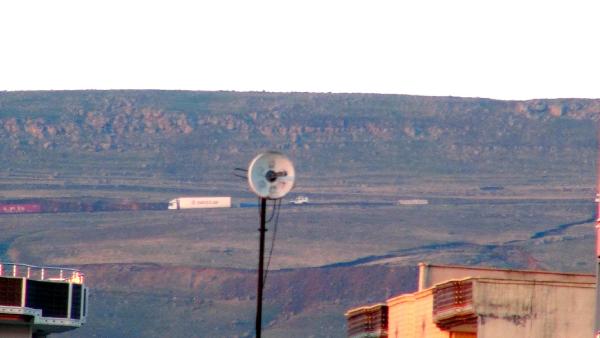 Cizre'de teröristler tepeye yine PKK flaması asmaya kalkışınca çatışma çıktı