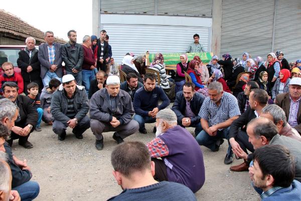 Patlamada ölen maden işçisi toprağa verildi