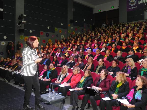 1001 kadından, öldürülen ve şiddete uğrayan kadınlar için 3 ağıtlık konser