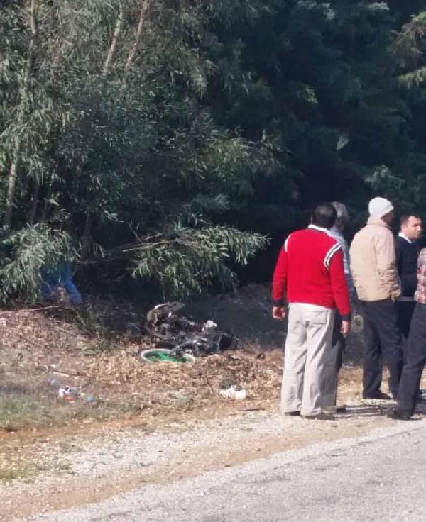 Motosiklet kamyonetle çarpıştı, 1 ölü