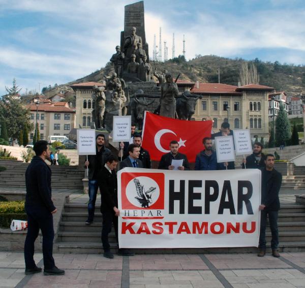 HEPAR'lı gençlerden Türkmenlere yönelik saldırılara protesto