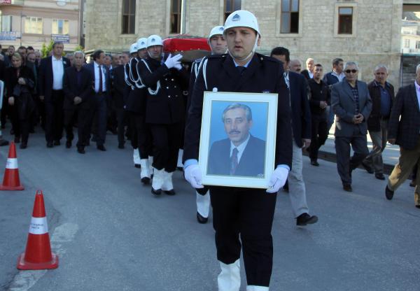 Ordu eski Milletvekili Kazım Türkmen son yolculuğuna uğurlandı