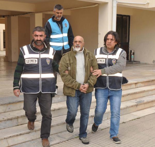 Marketten kahvaltılık çalarken yakalandı