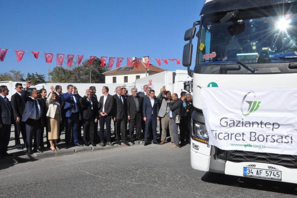 Bayırbucak Türkmenlerine 14 TIR yardım gönderildi