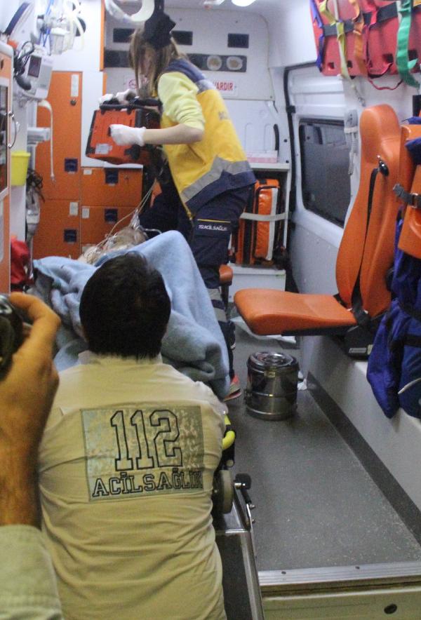 Siverek'te kaymakamı hedef alan terörist saldırısında 1 polis şehit oldu, 1 polis yaralandı (2)