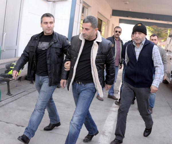 Mersin'de PKK operasyonu: 9 gözaltı HDP'li Belediye Başkanı aranıyor
