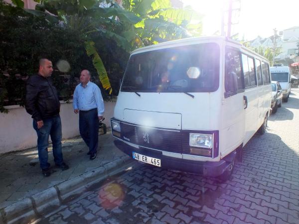 Minibüste yaşayan kanserliye devlet sahip çıktı