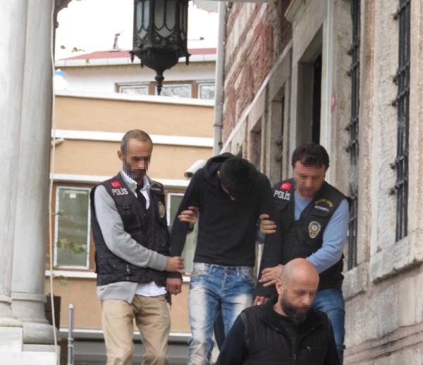 Fatih'te bombalar ile yakalanan çocuklar adliyeye sevkedildi