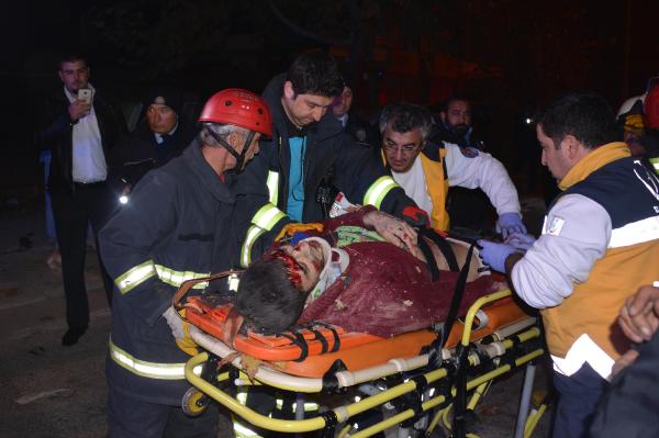 İkiye bölünen otomobilin hız ibresi, 140 kilometrede takılı kaldı