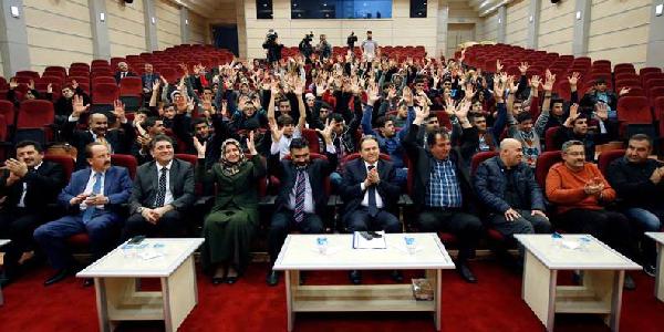 Görmez’den, işitme engellilere umre müjdesi