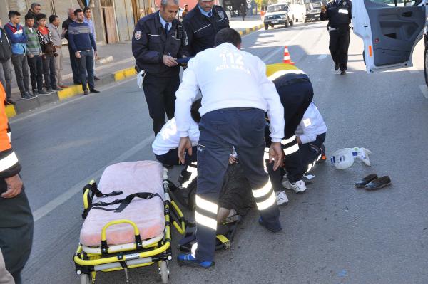 İslahiye’de otomobilin çarptığı kadın yaralandı