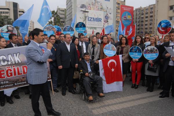 İzmir'de Memur Sen üyelerinden, Bayırbucak tepkisi