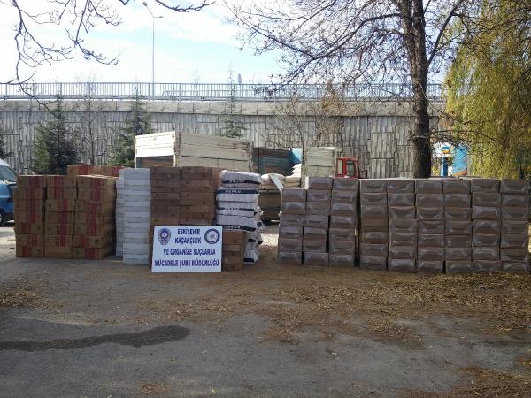 Eskişehir'de 176 bin paket kaçak sigara ele geçirildi