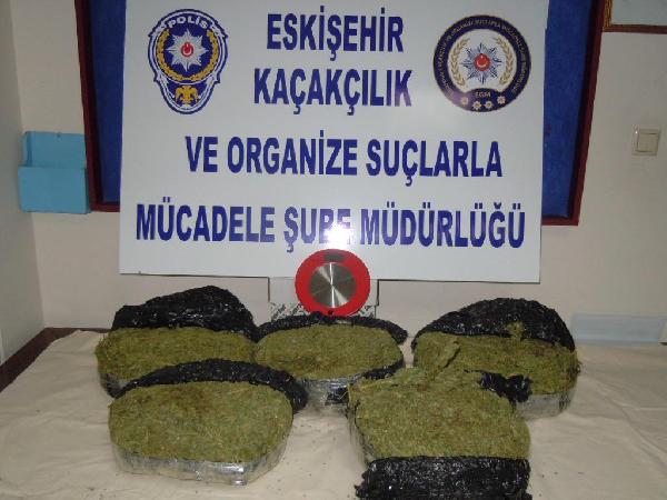 Eskişehir'de 15 kilo esrar ele geçirildi