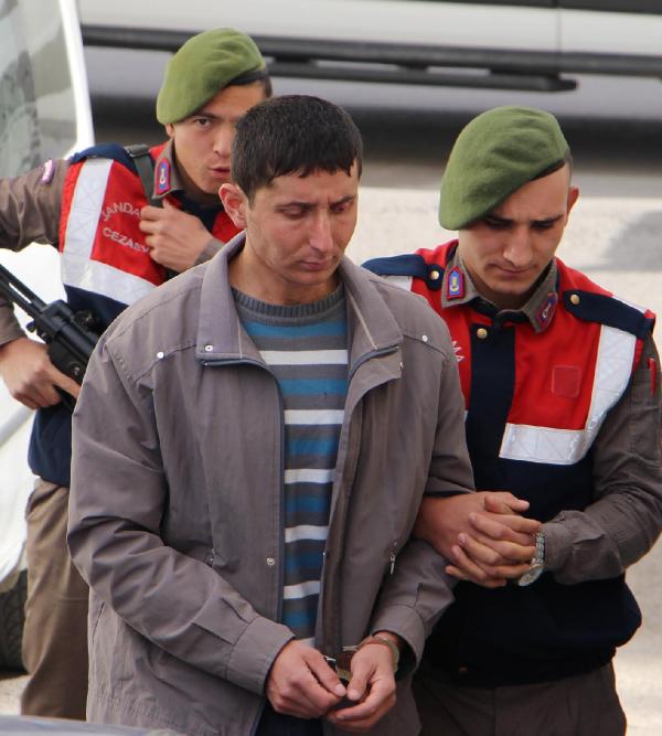 Cinayet şüphelisi: Korkudan elim tetiğe basılı kalmış